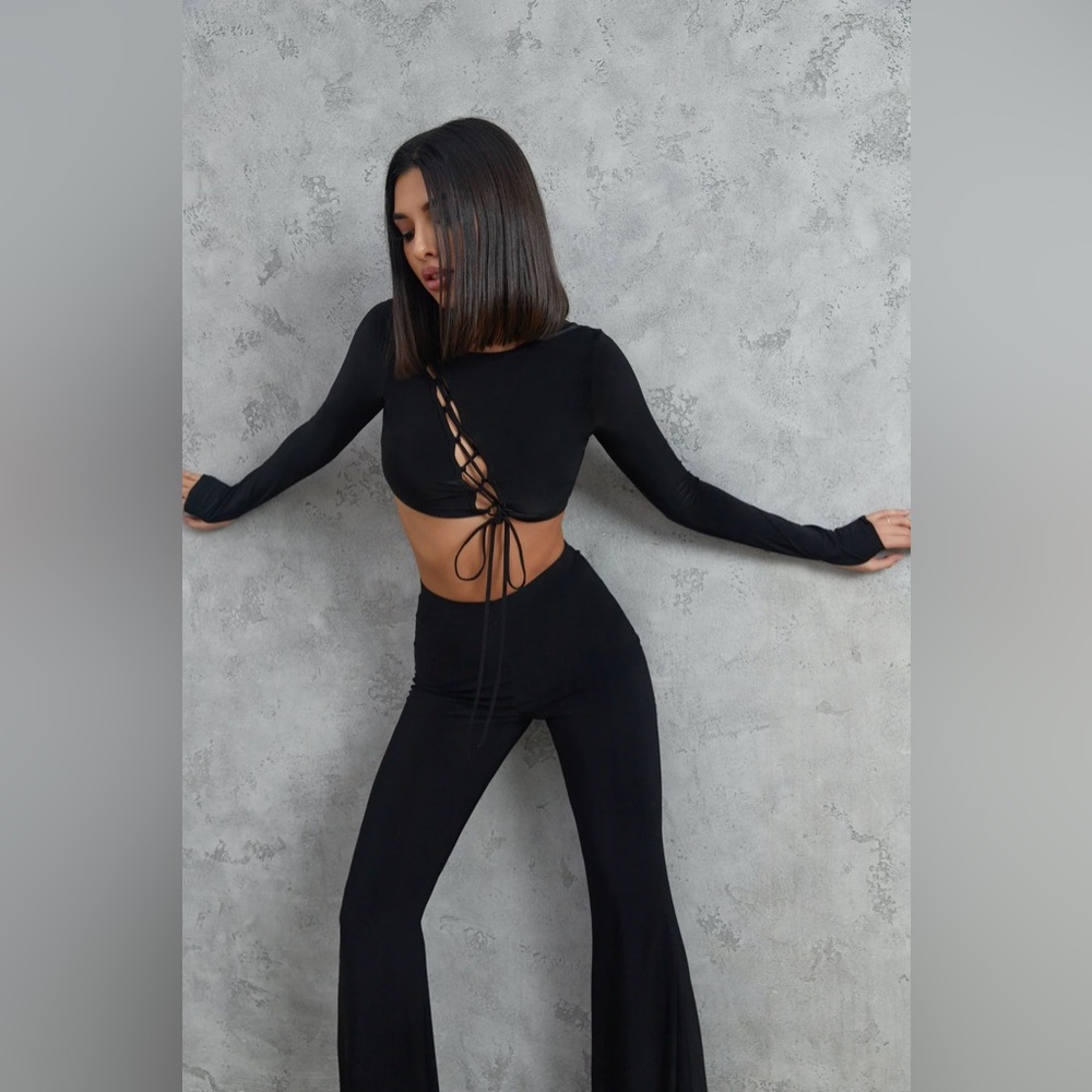 Black Lace Up Long sleeve